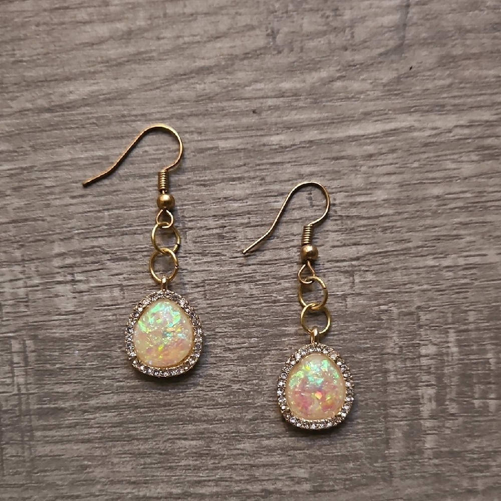 Pigness & Company Elegant Gold and Opal Drop Earrings